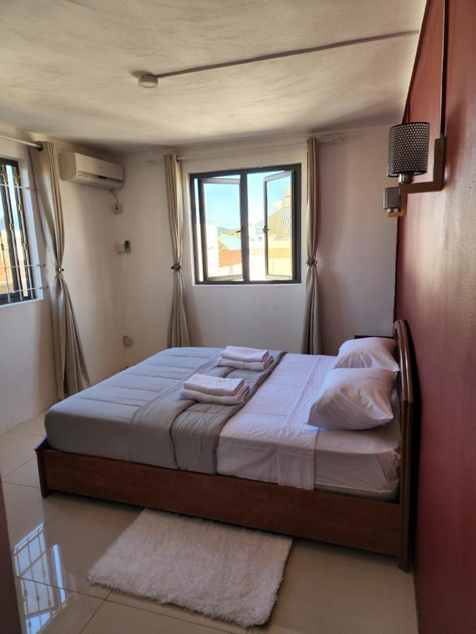 Sunsetview Beach Apartment Flic en Flac Bagian luar foto